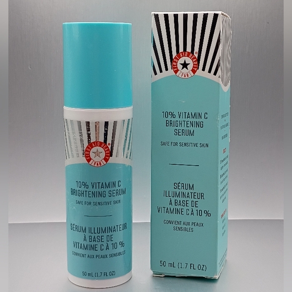 First Aid Beauty 10% Vitamin C Brightening Serum FULL SIZE - Picture 4 of 6